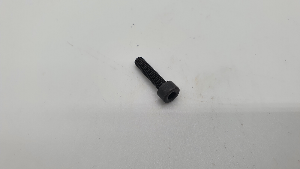 Zylinderkopfschraube Proton M4 x 15 zu FS-460VM