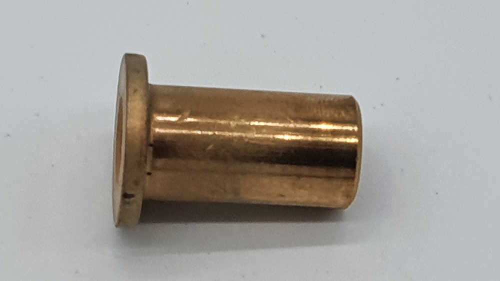 Büchse Proton zu FS-460VM