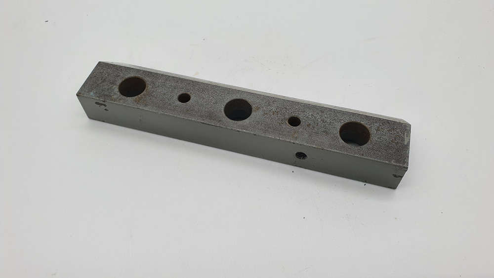 Lagerbock Proton zu BSS-260VT