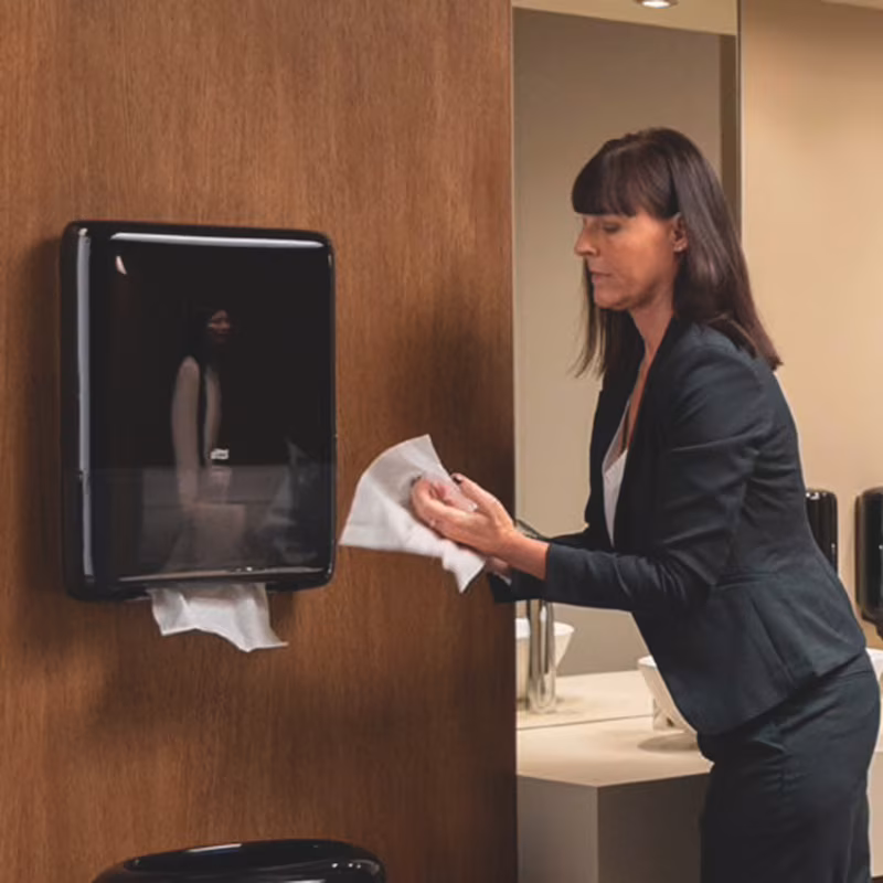 552558 Tork PeakServe® Mini-Spender für Endlos™ Papierhandtücher H5 - schwarz