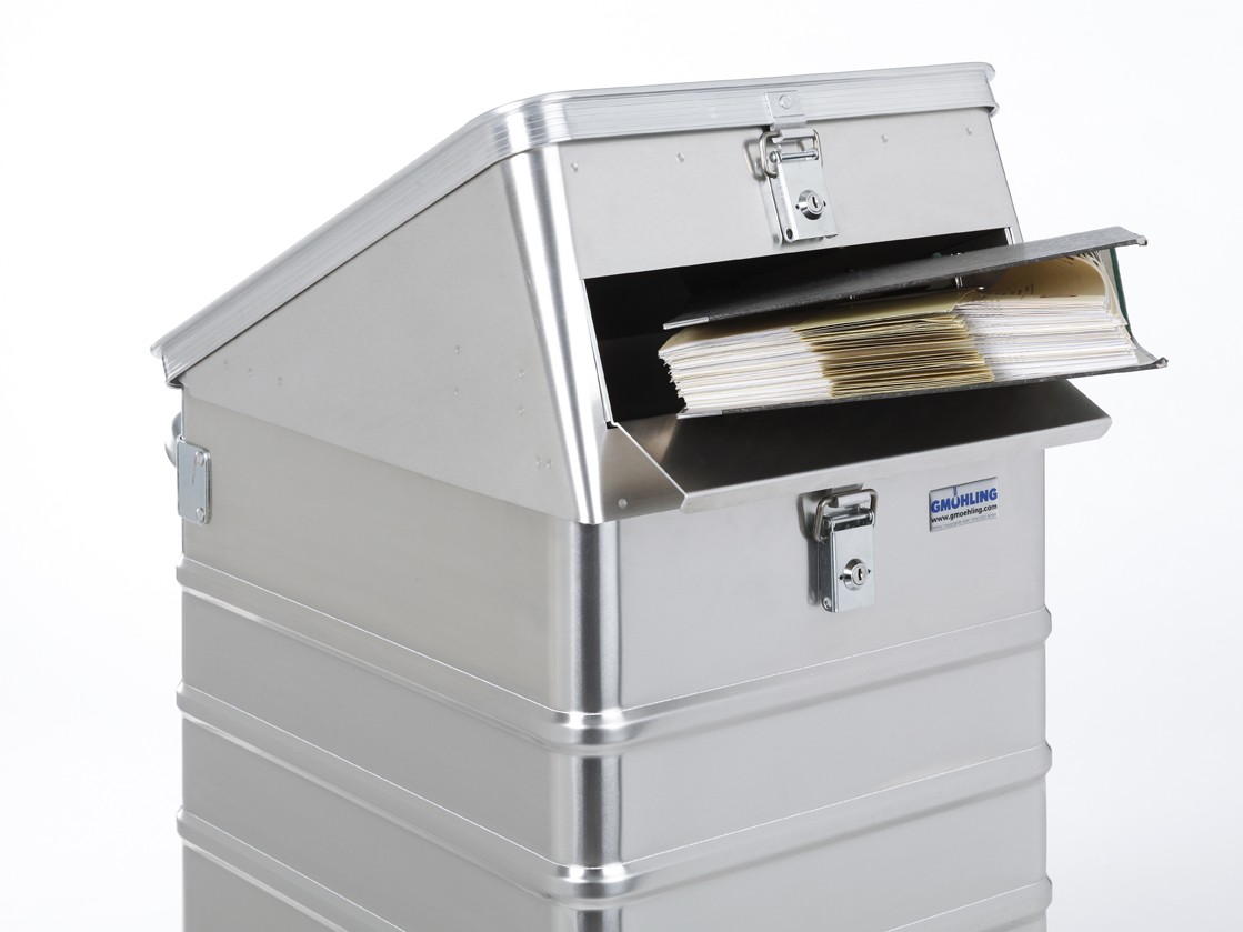 Aufsatz zur Entsorgung von Aktenordnern